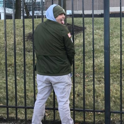 Profile Picture of Dan Ahearn (@danswarpedtour) on Twitter