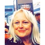 Profile Picture of Lynn Groves (@lynnbgroves) on Instagram