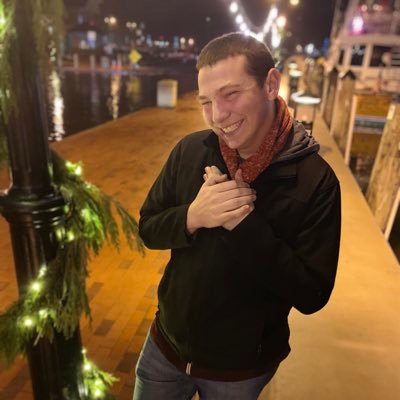 Profile Picture of Rob🌌🛸 (@Robert_Surratt) on Twitter