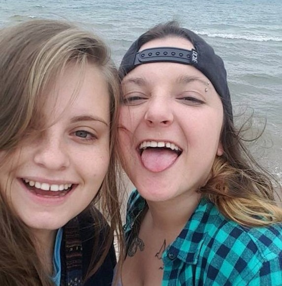 Profile Picture of Whitney Benderman (@wbenderman) on Poshmark