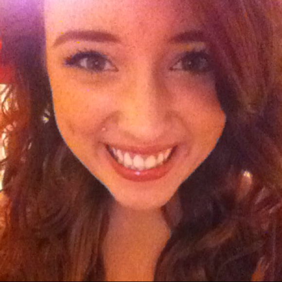 Profile Picture of Rose Skudlarek (@rose1223) on Poshmark