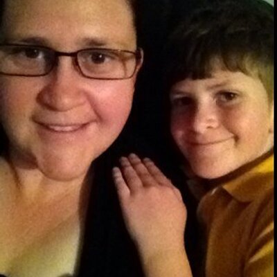 Profile Picture of Cindy (@CrazyFudgeLady) on Twitter