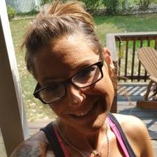 Profile Picture of Lori Klinger-Pierson (@lklinger56) on Twitter