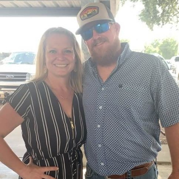 Profile Picture of Audrey Hallinger (@audreyhallinger) on Poshmark