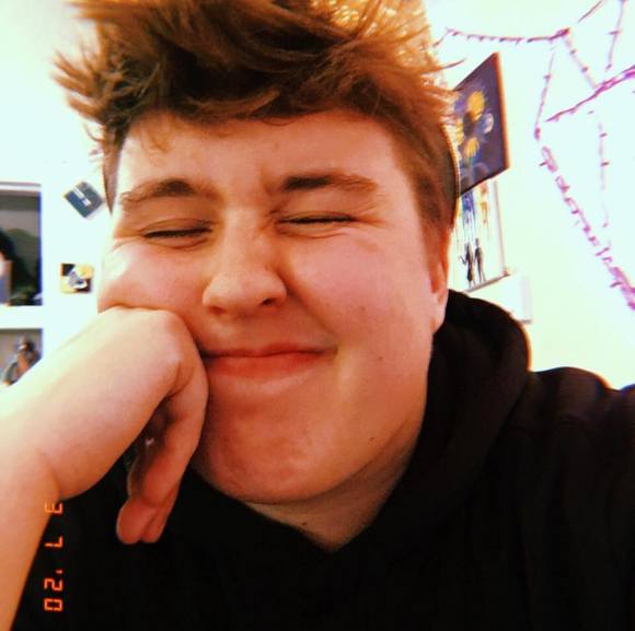 Profile Picture of Sam Shoemaker (@samducktapes) on Poshmark