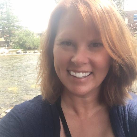 Terra Westerholt - Poshmark Profile Picture of Terra Westerholt (@terrawesterholt) on Poshmark