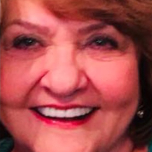 Profile Picture of Sheri Duncan (@sherilynd) on Poshmark