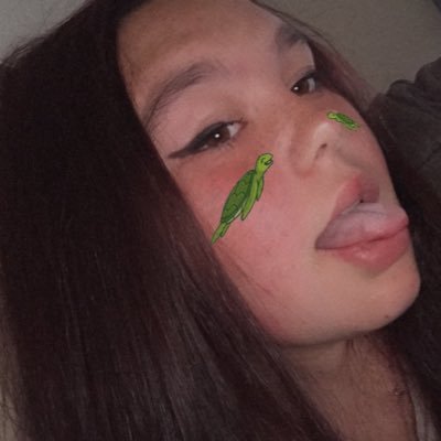 Profile Picture of Isabelle Sanderson (@isabelle98423) on Twitter