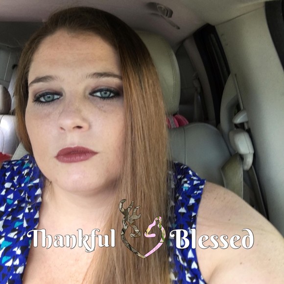 Profile Picture of Holly Zerbe (@haz91) on Poshmark