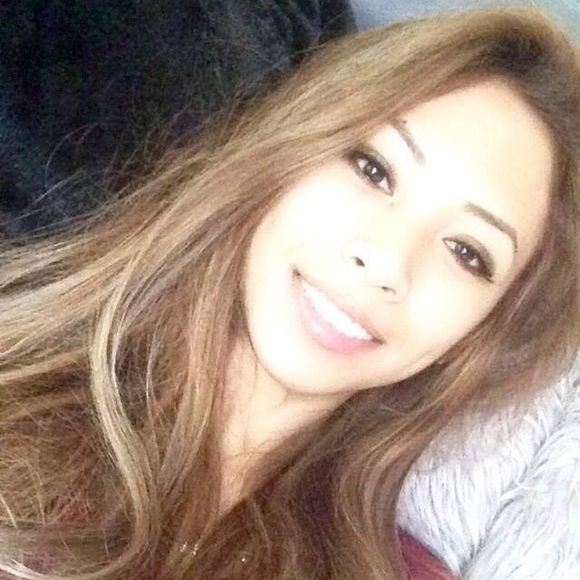 Profile Picture of Jobela Halog (@bellevillle) on Poshmark