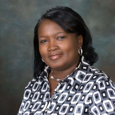 Profile Picture of Janice Garry (@janicedimple) on Twitter