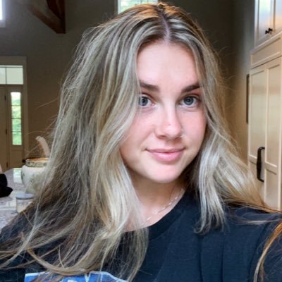 Profile Picture of Chrissy (@chrissyramsey16) on Twitter