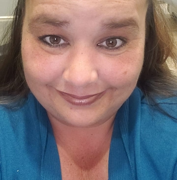 Profile Picture of Erica Awkard (@eawkard) on Poshmark