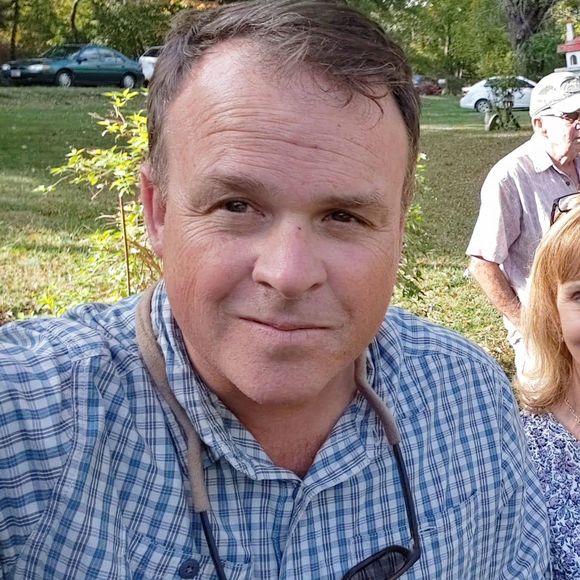 Profile Picture of Dave Gill (@davegill1a) on Poshmark