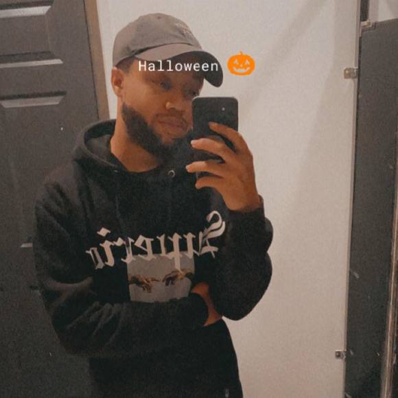 Profile Picture of Tyrell Moore (@libbrenmoore) on Poshmark