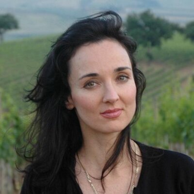 Profile Picture of Kerin O'Keefe (@KerinOKeefe) on Twitter