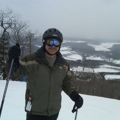 Profile Picture of Shawn Blair (@shawnola) on Twitter