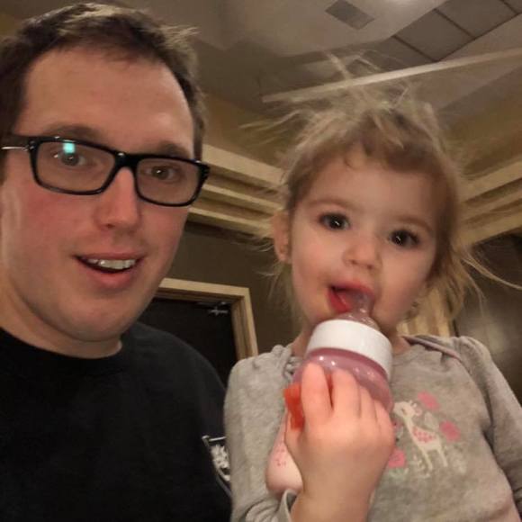 Profile Picture of Andrew Alguire (@andrewalguire) on Poshmark