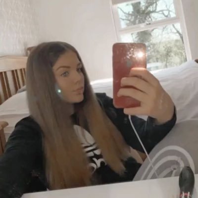 Profile Picture of Caitlin Rafferty (@caitlinraff2) on Twitter