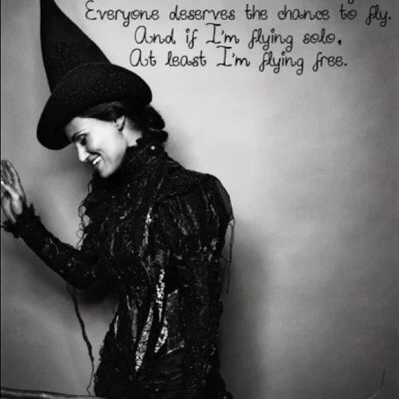 Profile Picture of Tracey Falardeau (@traceyfalardeau) on Poshmark