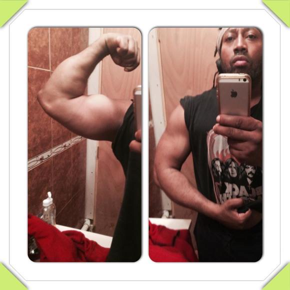 Profile Picture of Frank Robinson (@frankbb1969) on Poshmark