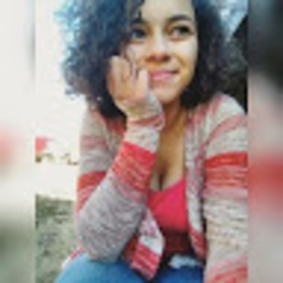 Profile Picture of T.j. Greystone (@tjgreystone) on Poshmark