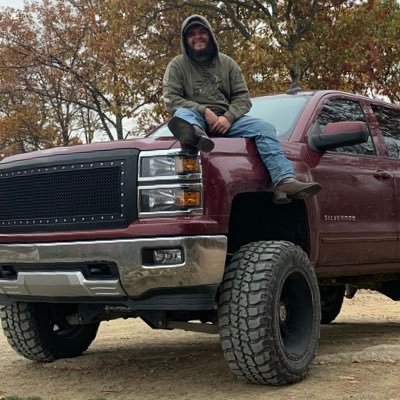 Profile Picture of Bradley Musser (@musser27) on Twitter