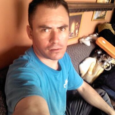 Profile Picture of Cesar Velez (@cesarvelez12) on Twitter