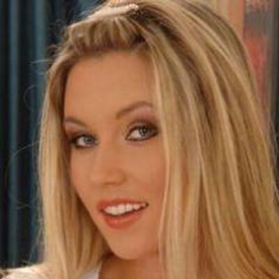 Profile Picture of Evelyn Bishop (@EvelynBishopC) on Twitter