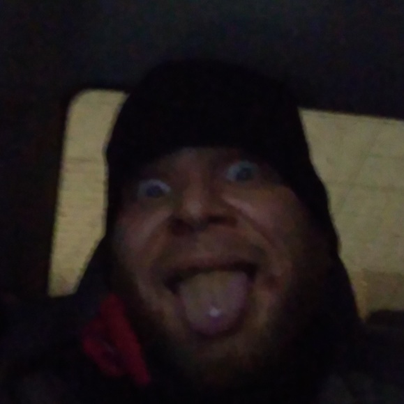 Profile Picture of George Stevens (@georgesteven282) on Poshmark