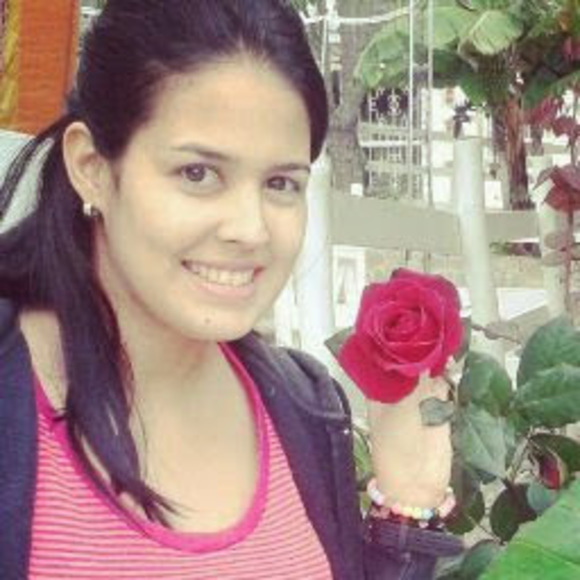 Profile Picture of Rubialis Bermudez gonzalez (@rubialisb) on Poshmark