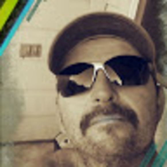 Profile Picture of Dickey Stanley (@dickeystanley40) on Poshmark