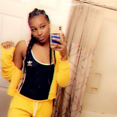 Profile Picture of Tooty May Englemon (@_iball_15) on Twitter