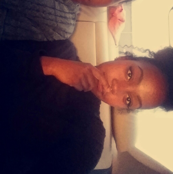 Profile Picture of Bethel Chibesa (@bethelelizabeth) on Poshmark