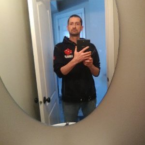 Profile Picture of Ernie Newton (@hell_2pay) on Twitter