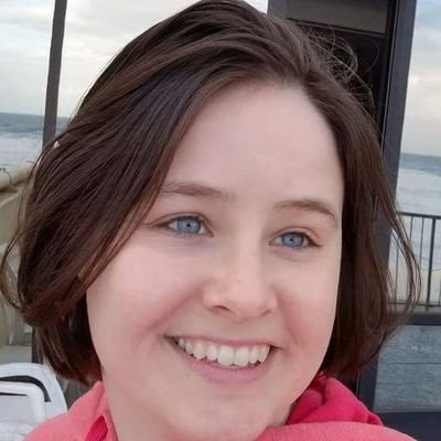 Profile Picture of Sarah Blackburn (@SupaDupaSarah) on Twitter