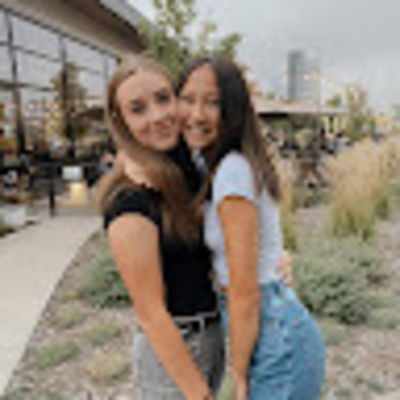 Profile Picture of Madison Gaffaney (@madgaf01) on Poshmark