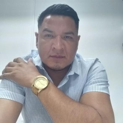 Profile Picture of Hiram Velez (@HiramVelez8) on Twitter