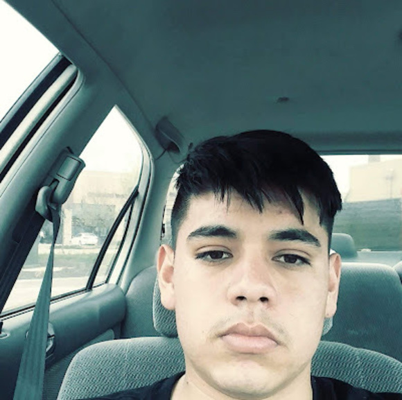 Profile Picture of Cesar Roman (@cesarroman456) on Poshmark