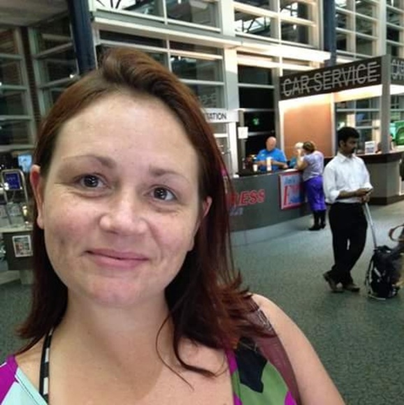 Profile Picture of Carmen Derkovitz (@cderkovitz) on Poshmark