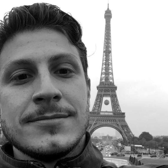 Profile Picture of Leandro Martins (@cabellim) on Poshmark