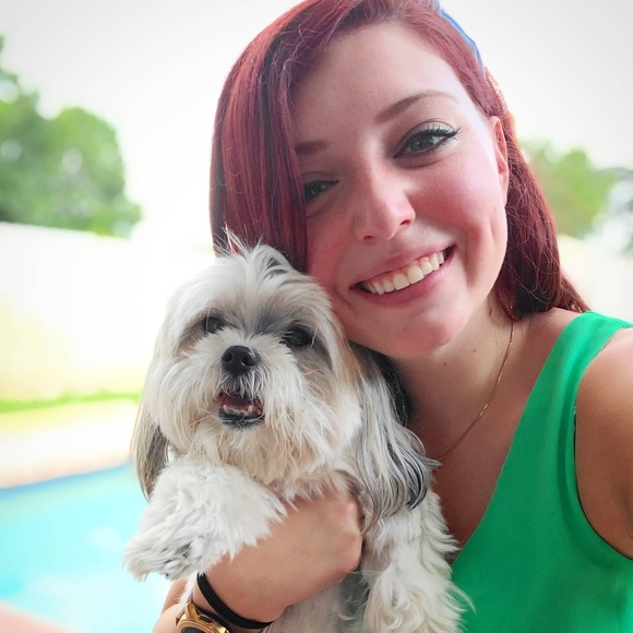 Profile Picture of Kelsey Mudick (@iluvstarr212) on Poshmark