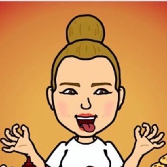 Profile Picture of Hattie Matthews-willoughby (@hatwill7) on Poshmark