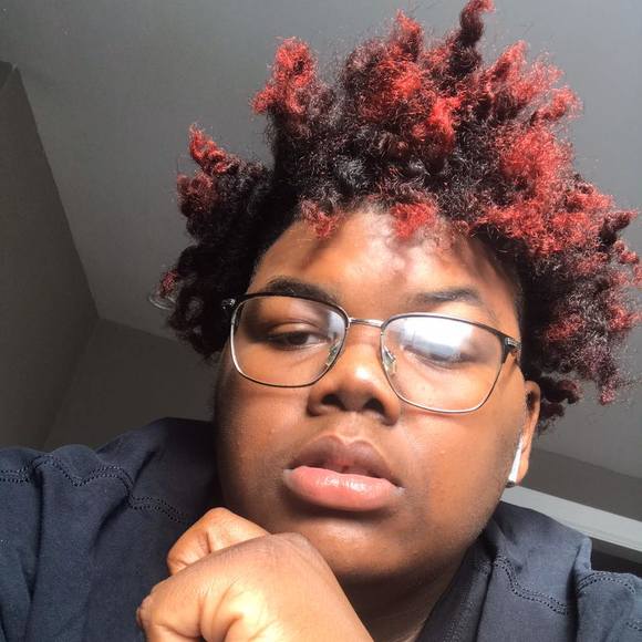 Julian Tate iii - Poshmark Profile Picture of Julian Tate iii (@julian_iii) on Poshmark