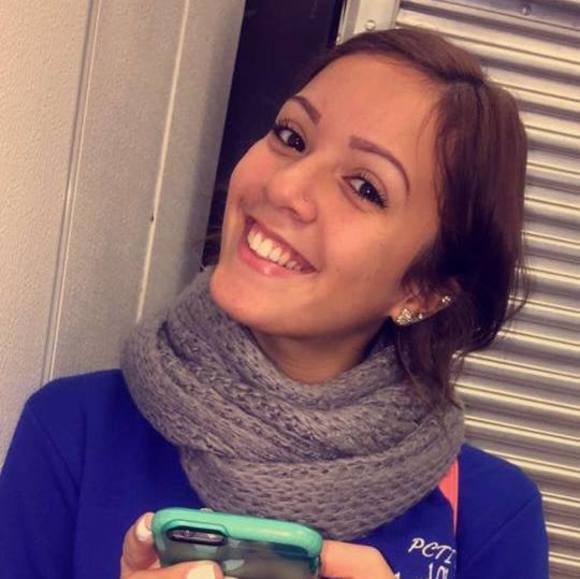 Profile Picture of Anisa Silva (@love_anisa) on Poshmark