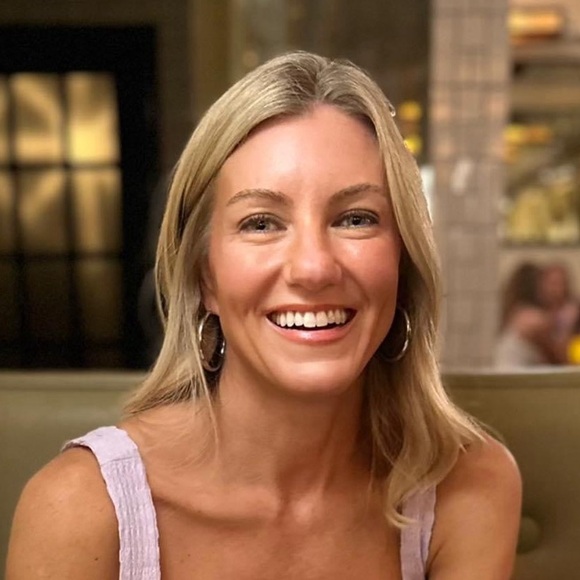 Profile Picture of Casey Bechtel (@fdc2001) on Poshmark