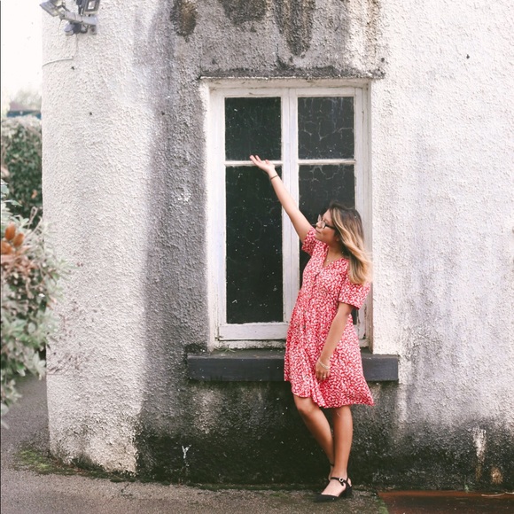 Profile Picture of Joy Bartolome (@johanabartolome) on Poshmark