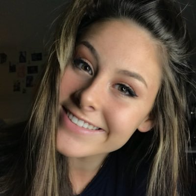 Profile Picture of Erin Jones (@erinjones1208) on Twitter