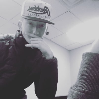 Profile Picture of Chris Bordelon (@DueceGucci) on Twitter