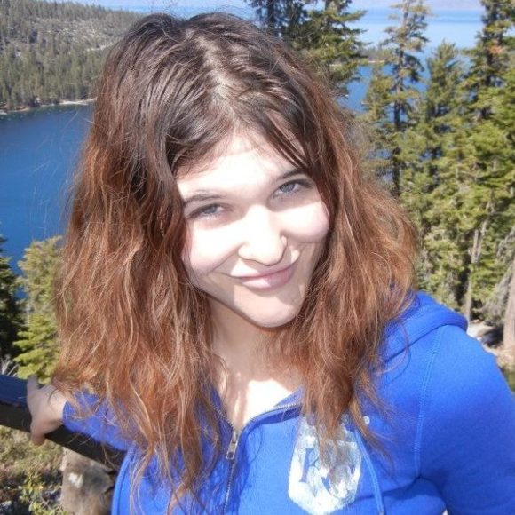 Profile Picture of Kasey Kipping (@kaseyball21) on Poshmark